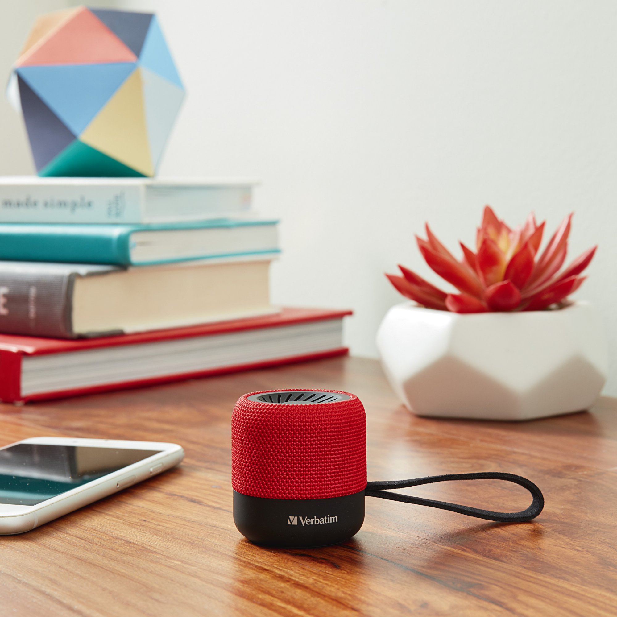 vb70230-mini-altavoz-verbatim-inalambrico-bluetooth-roja-ph.jpg